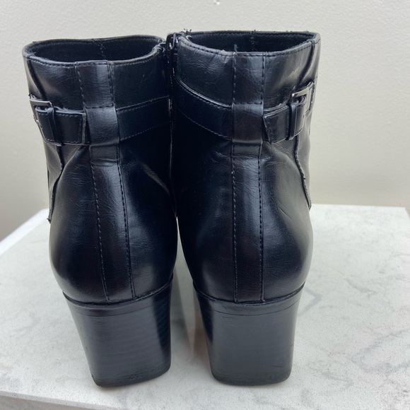 Vintage Villager Square Toe Black Ankle Buckle Boots Size 9.5M - Picture 10 of 14